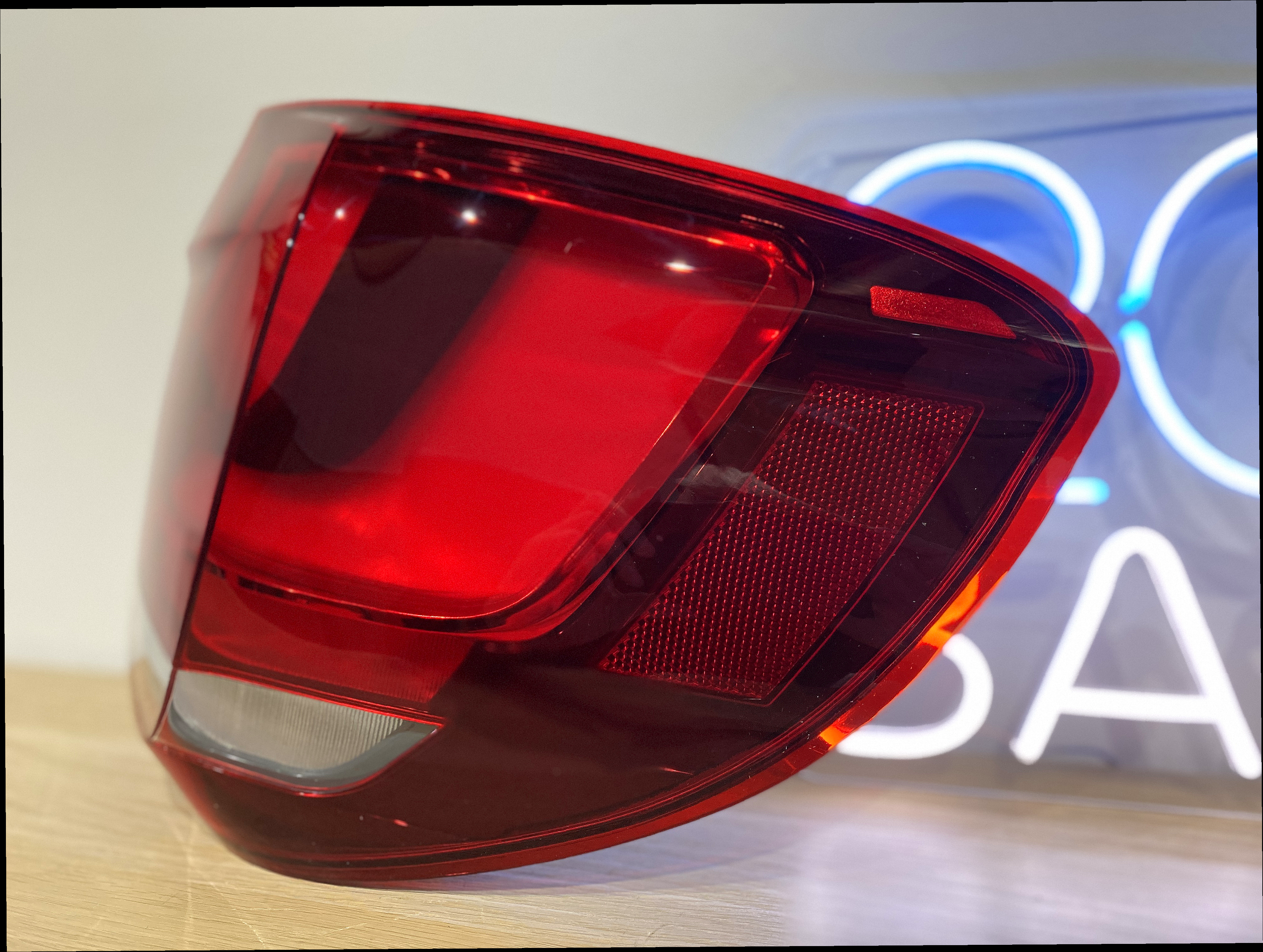 Задний левый внешний фонарь для BMW X5 F15 (2013-2018) в интернет магазина 20BAR.