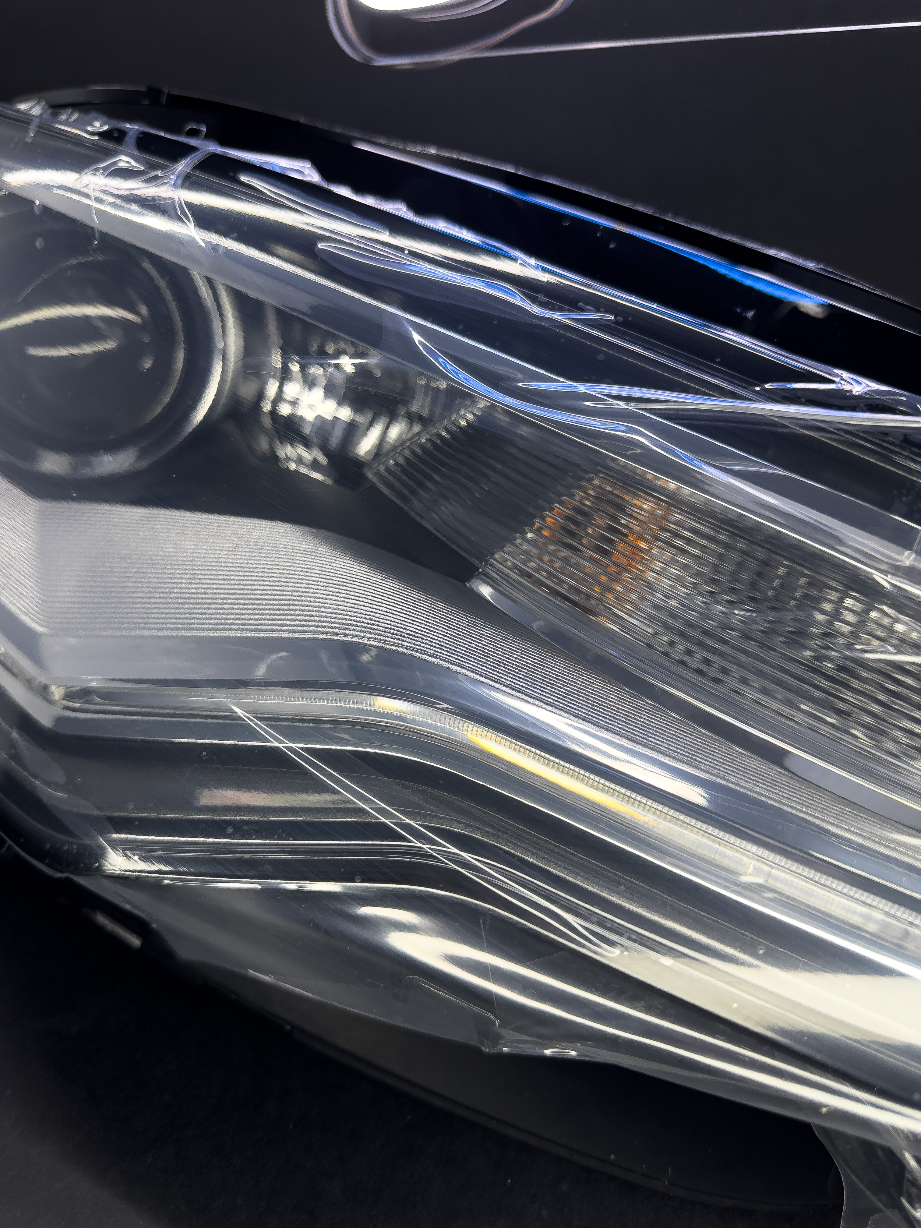 Левая фара адаптивный ксенон для Audi A6C7 дорестайлинг (2011 - 2015) в интернет магазина 20BAR.