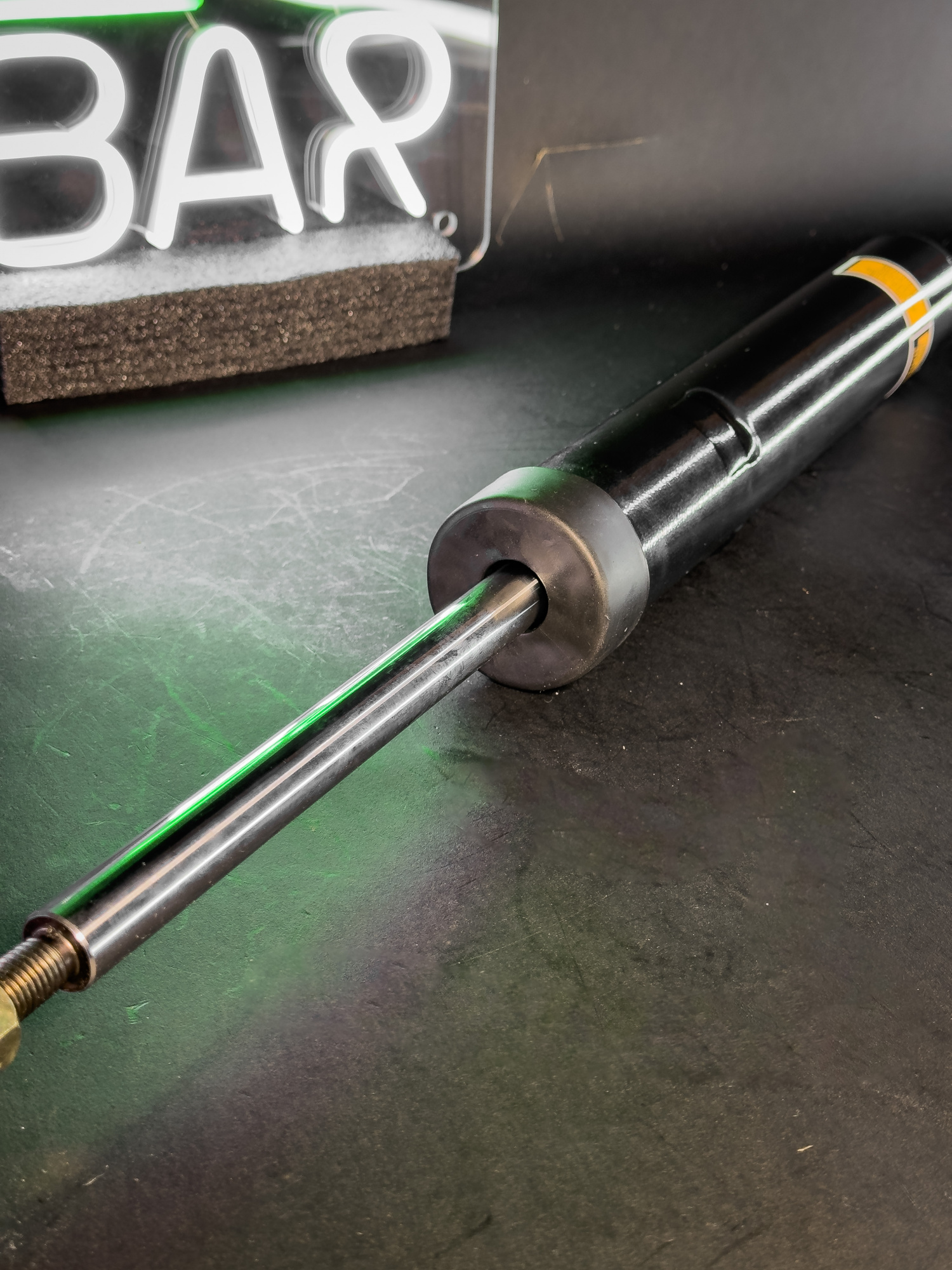 Передний амортизатор 20bar для Audi A4 B8 (2007 - 2015) в интернет магазина 20BAR.