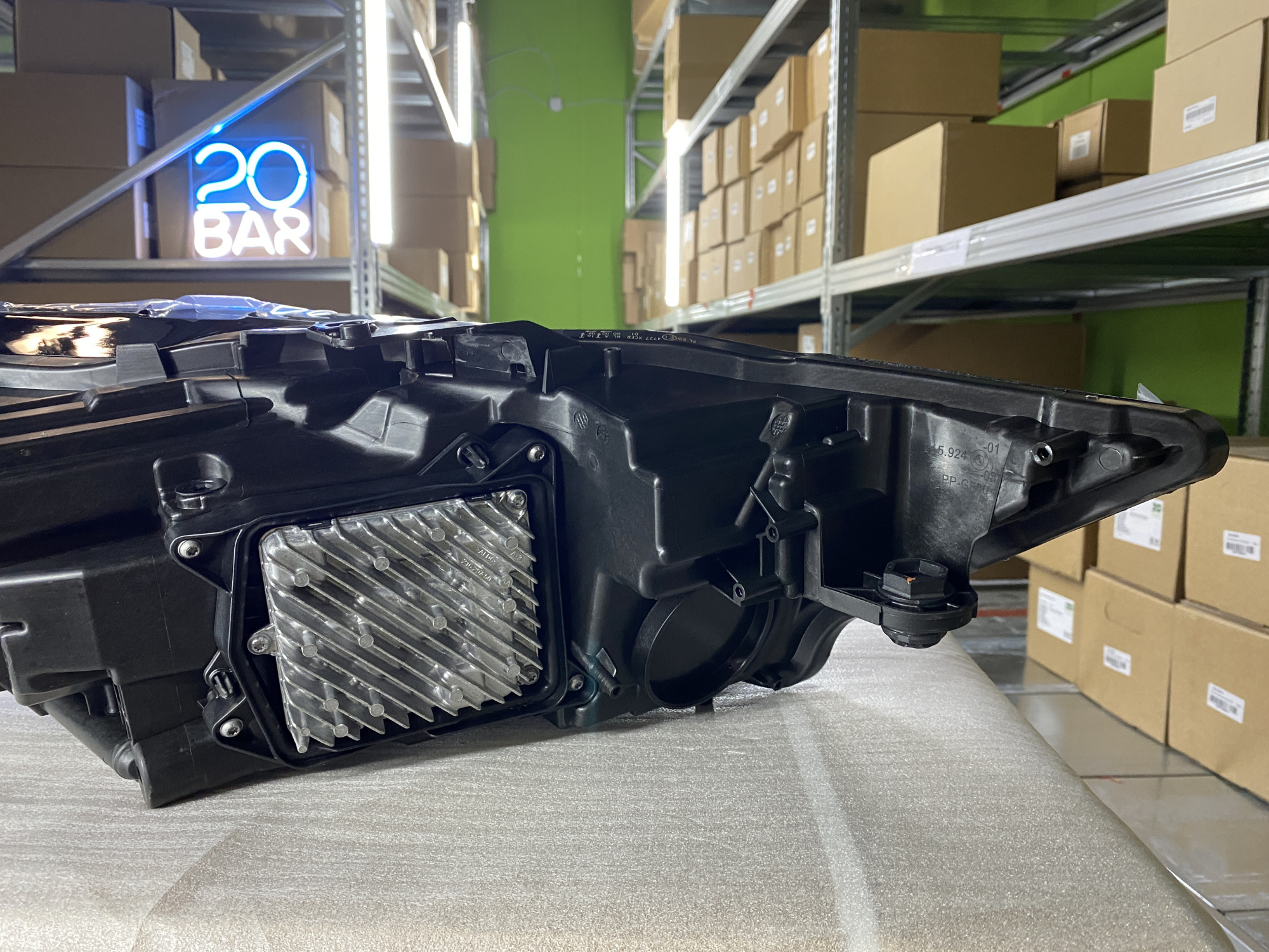 Левая фара FULL LED для Audi A6C8 дорестайлинг (2018 - 2023) в интернет магазина 20BAR.